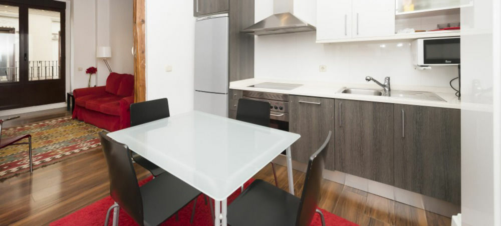 Paseo Del Prado Apartment By Allo Housing Madrid Exterior photo